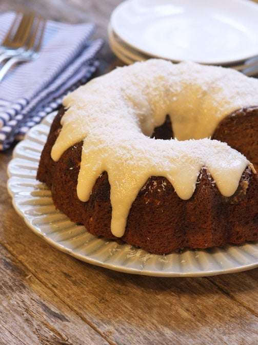 Nut-Free Vegan Lemon Coconut Glaze: Quick & Easy Baking Basic